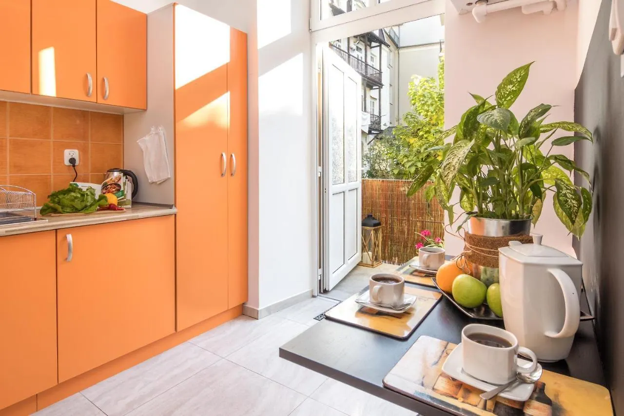Cracow Best Location Apartment With Garden By Cozyplace Kraków
