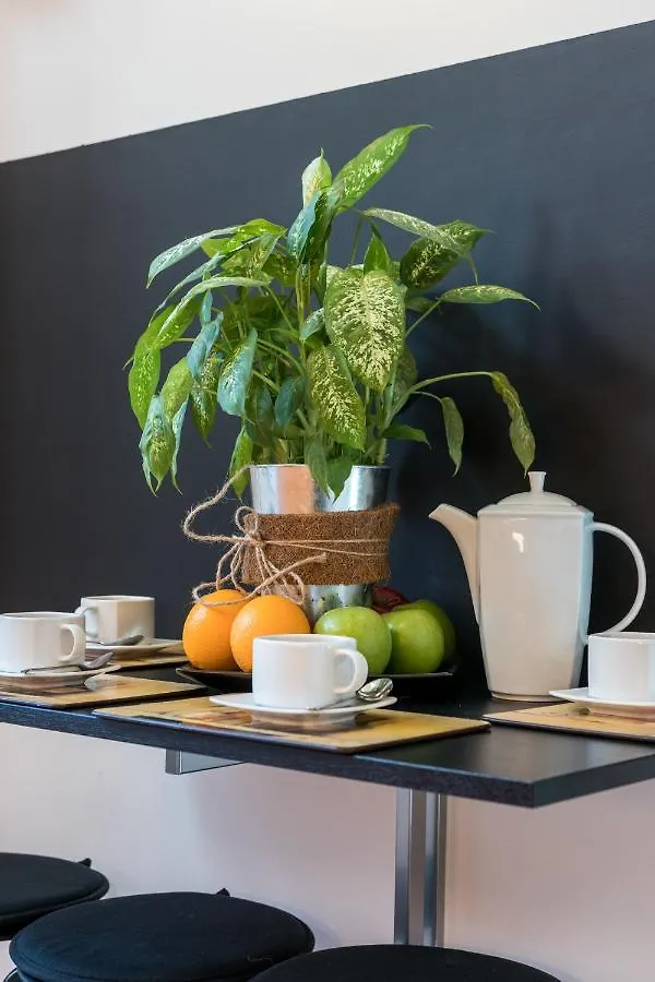 Cracow Best Location Apartment With Garden By Cozyplace Krakow