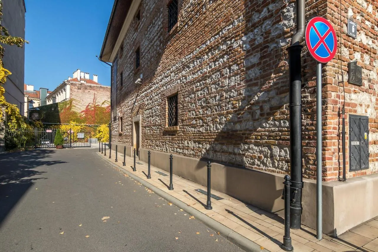 Cracow Best Location Apartment With Garden By Cozyplace Krakow